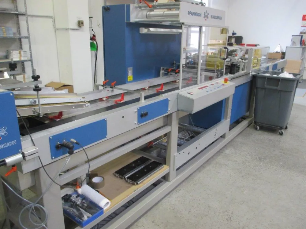 Verpackungsautomat Pfankuch VP-4502 mit Übergabestation ST 450