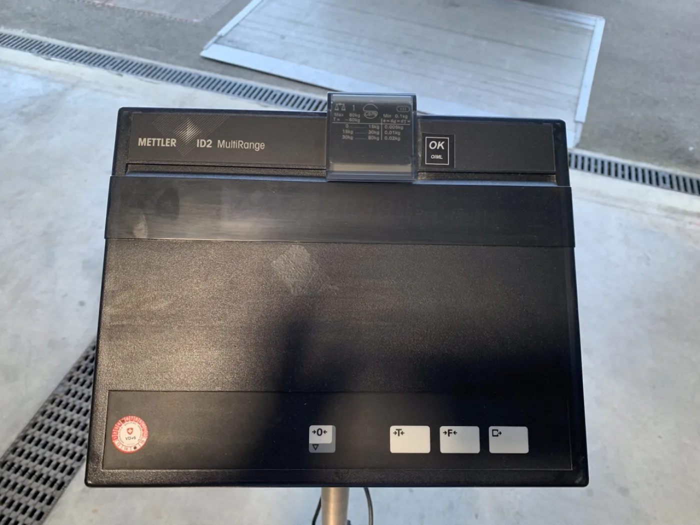 METTLER ID2 Balance - 1