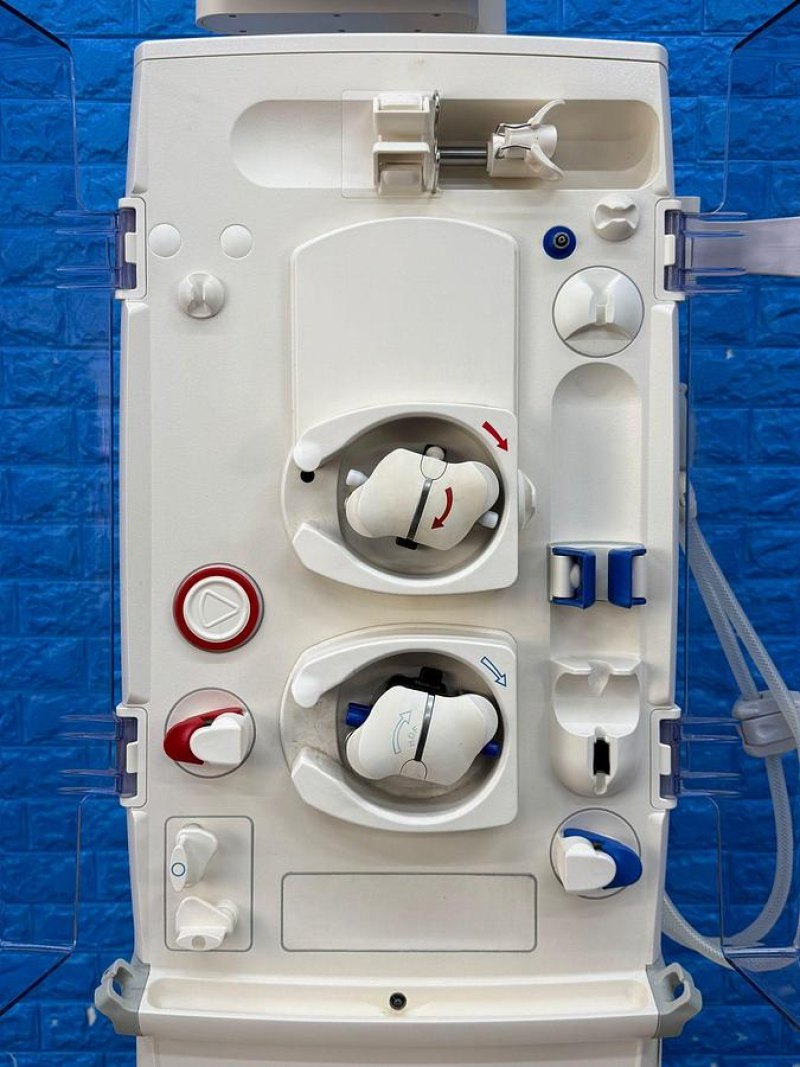 Fresenius 5008S REF: 5008S For Parts YOM: 2012