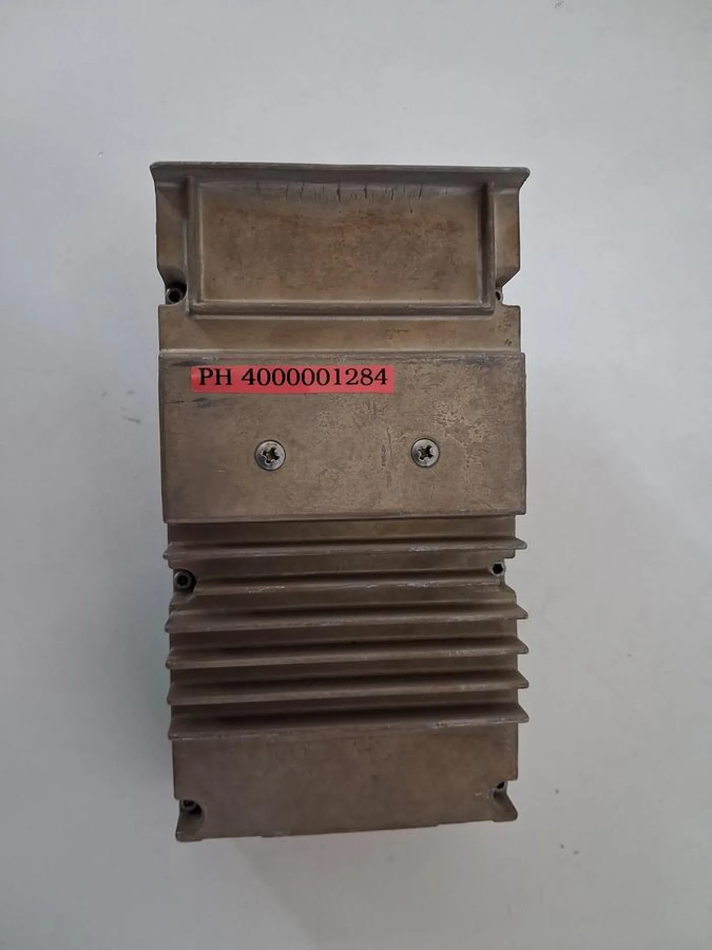 Gould Modicon B552 Output Module - 8