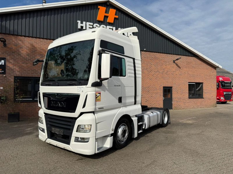 MAN TGX 18,500 Low Deck, Full Air Suspension, Retarder, 2X Tank