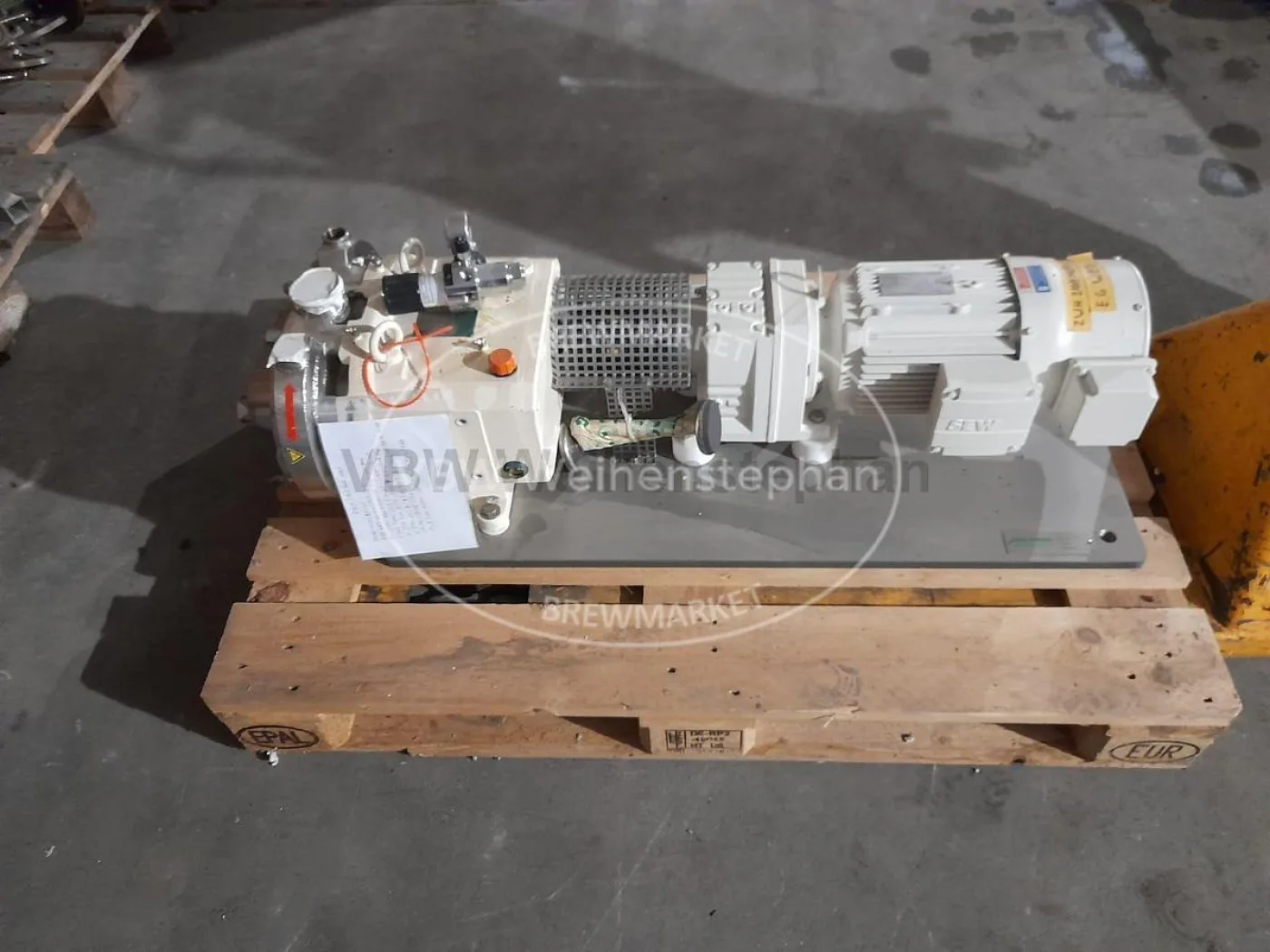 Rotary lobe pump - 1