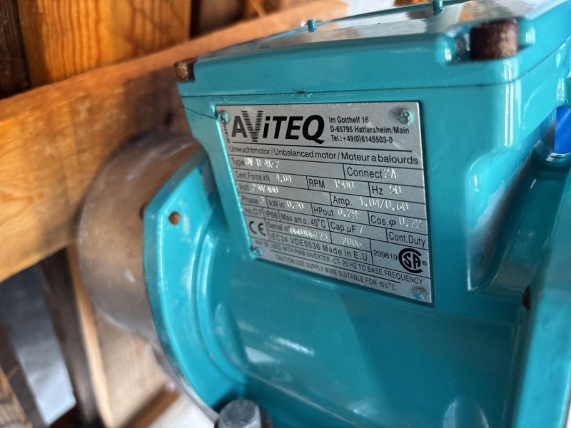 Aviteq OA-1150/350-UVB - Vibro feeder