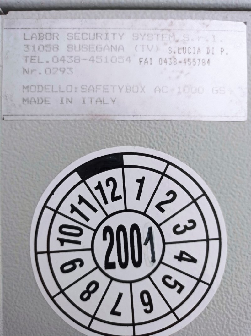 ARMADIO DI SICUREZZA – SAFETYBOX – MOD. AC 100 GS