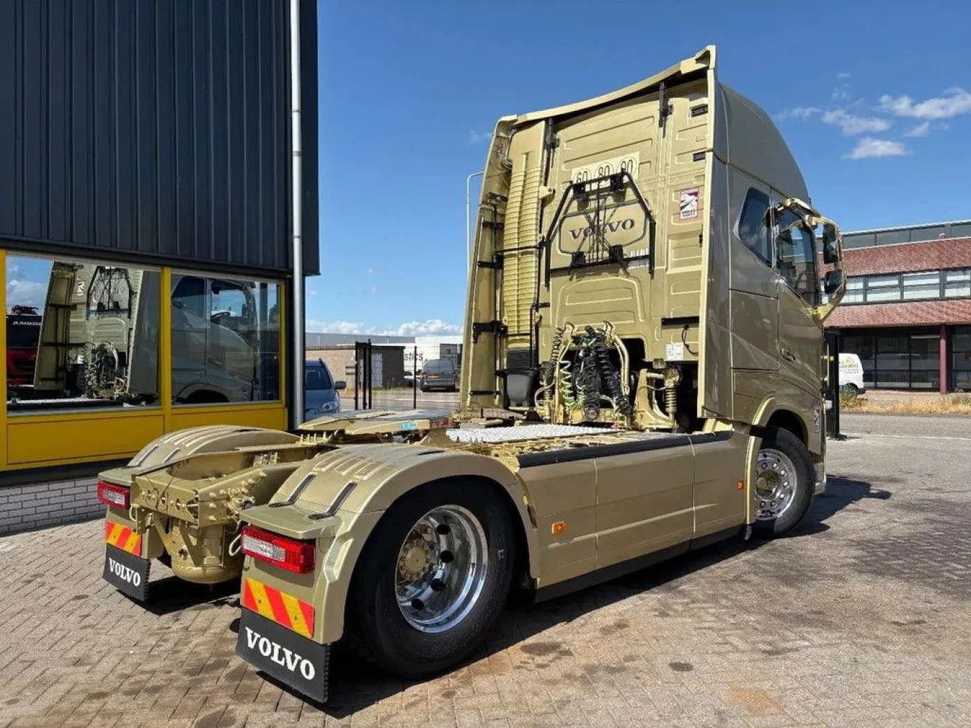 Volvo FH 540 + RETARDER + EURO 6C + SPOILERS + ALUMINUM WHEELS - 3