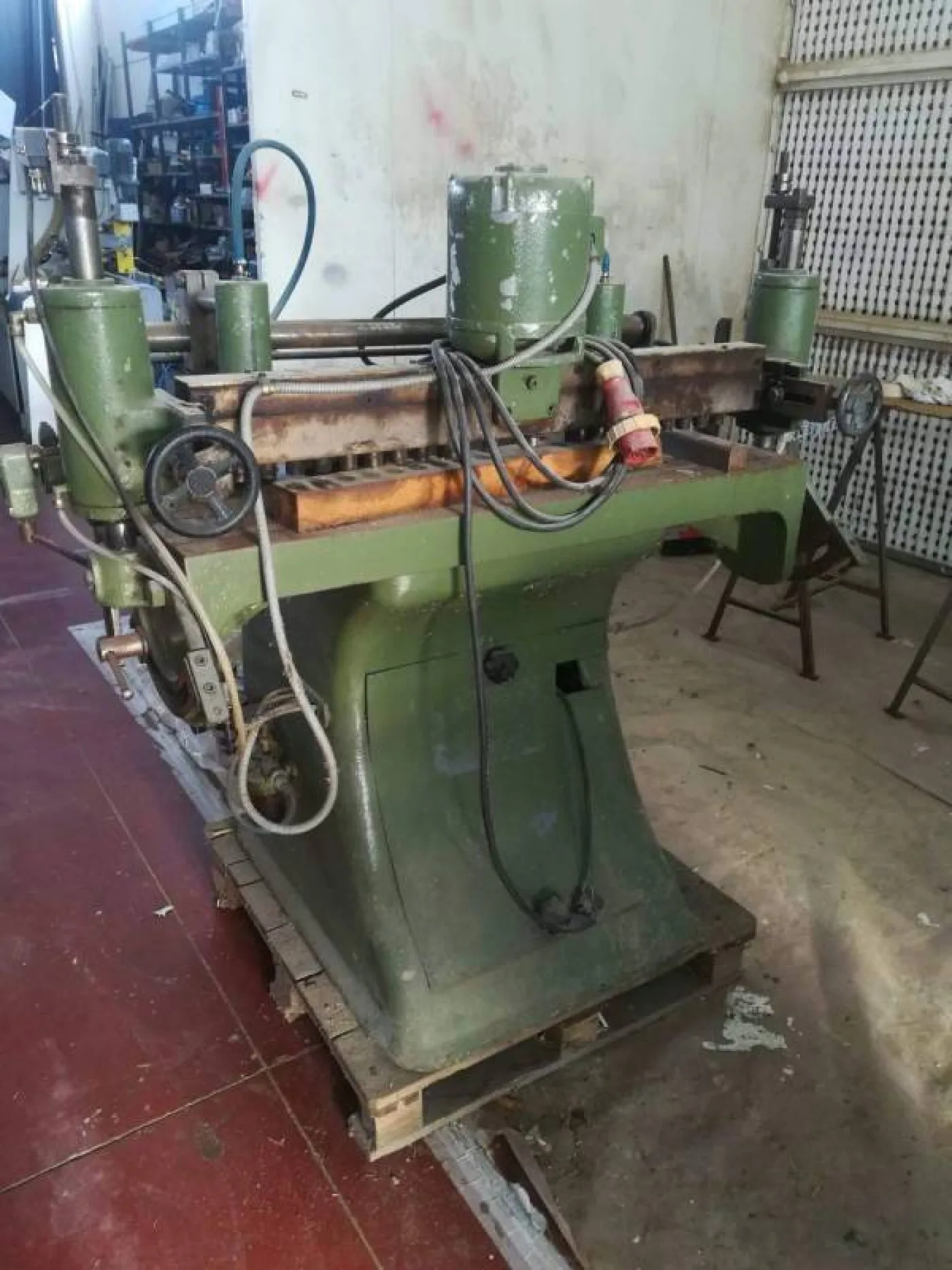 FORATRICE MULTIPLA A 24 MANDRINI - 3