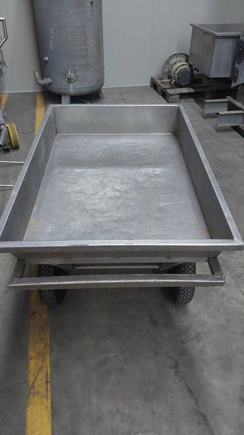 Wheelbarrow