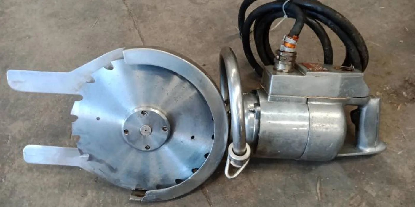 Circular saw for legs and horns - 4
