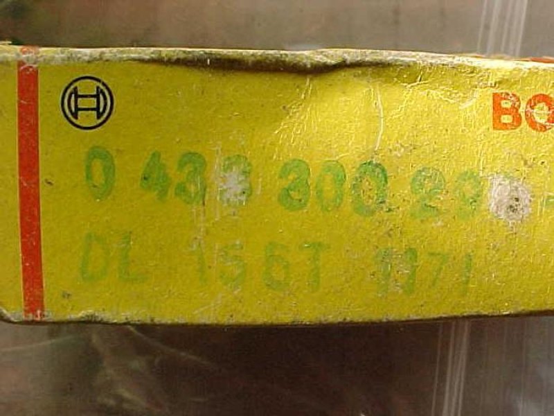 BOSCH INJECTOR NOZZLE DL155T1171 NEW !!