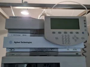 Agilent 1100 HPLC System with Quat Pump and Variable Wavelength Detector