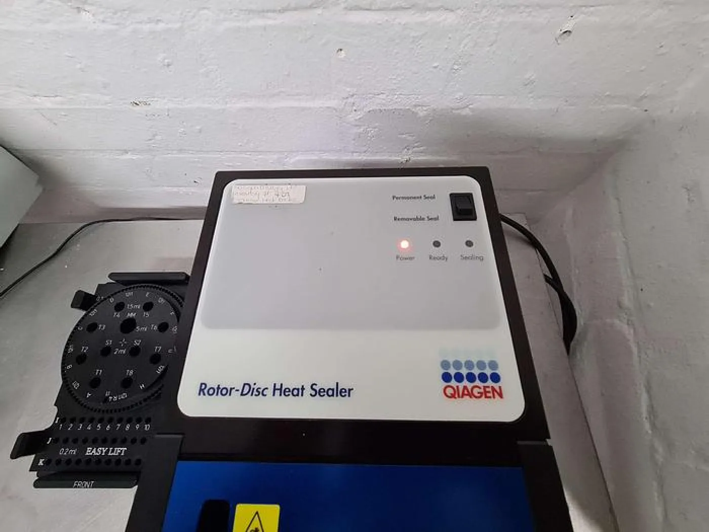 Qiagen Rotor-Disk Heat Sealer - 4
