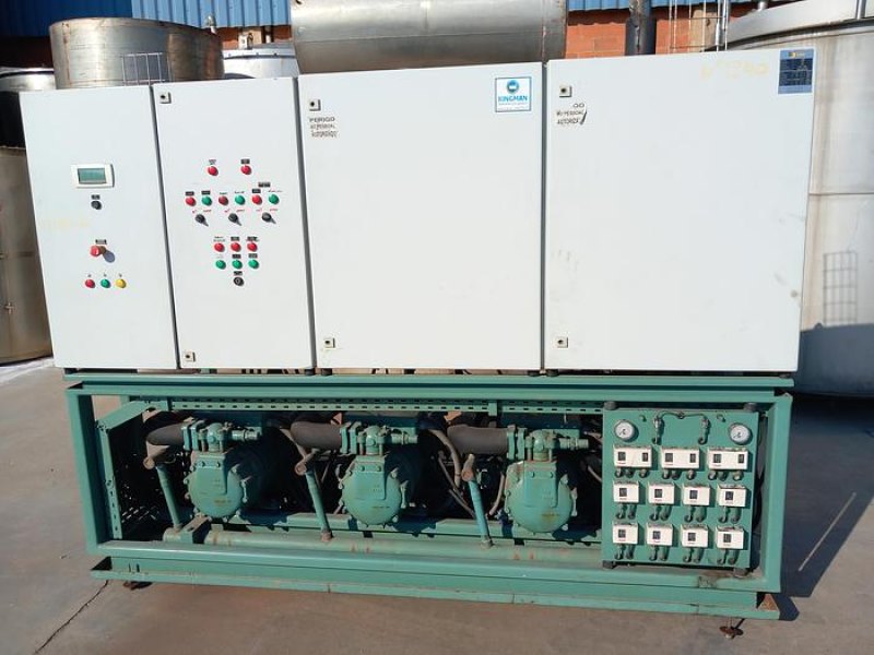 Chiller de frio PECOMARK + chiller SKK de 10KA e vários evaporadores PECOMARK / CENTAURO