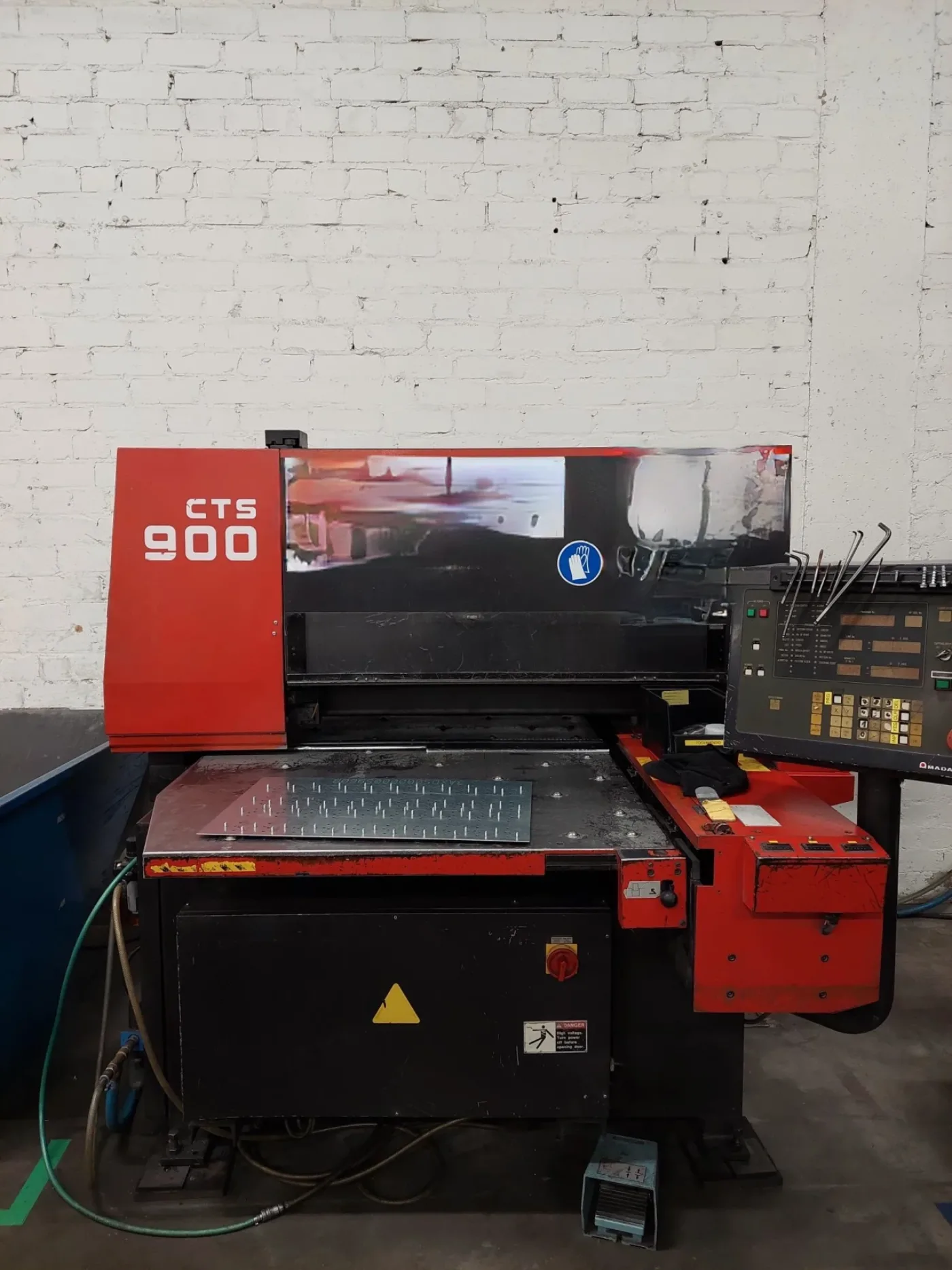 AMADA CTS-900, tapping machine, vintage 1997 (machine 2) - 8