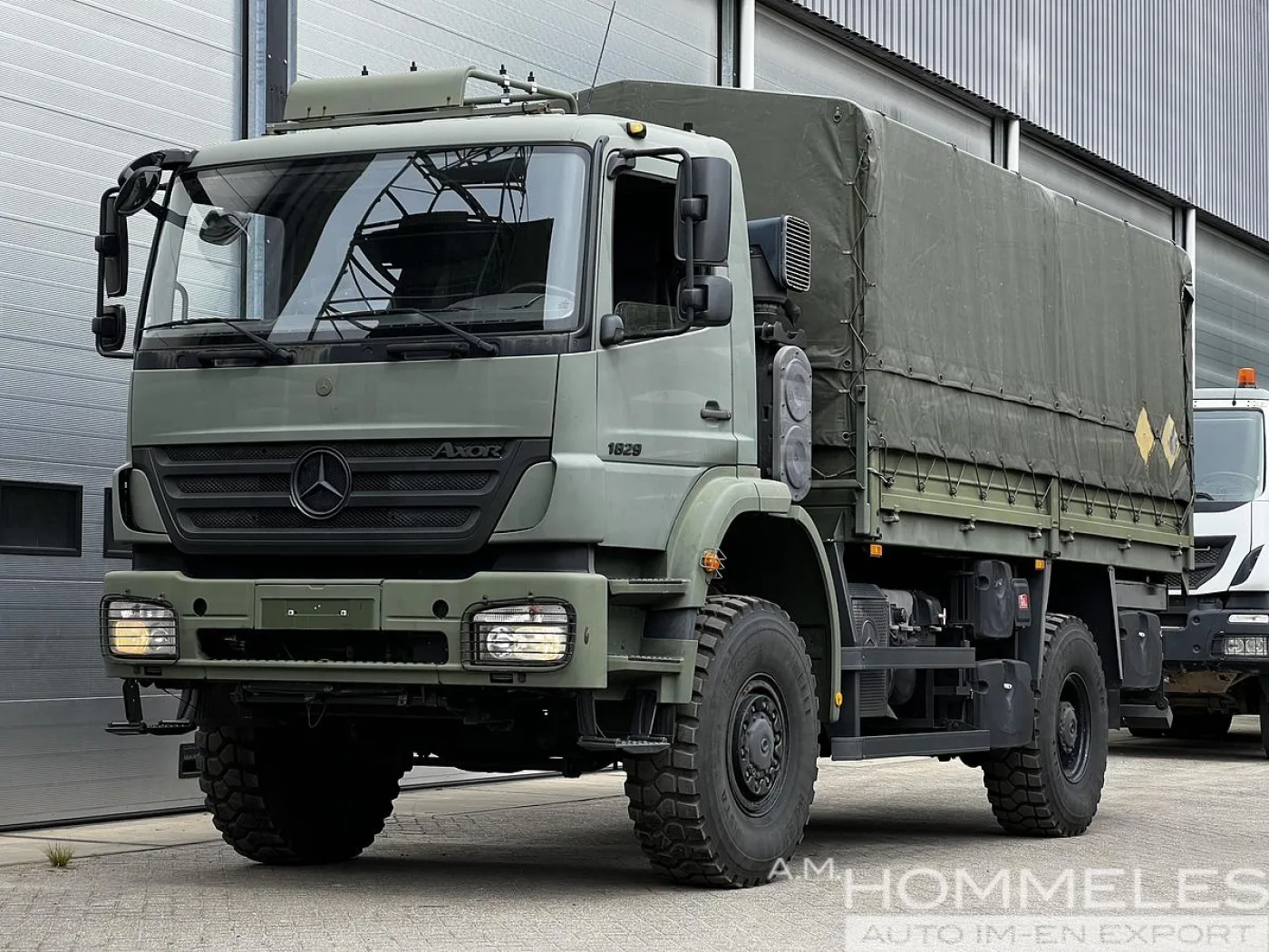 Mercedes-Benz AXOR 1829A - 1