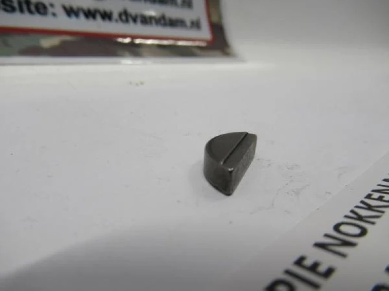 Spie nokkenas 2 graden verschoven