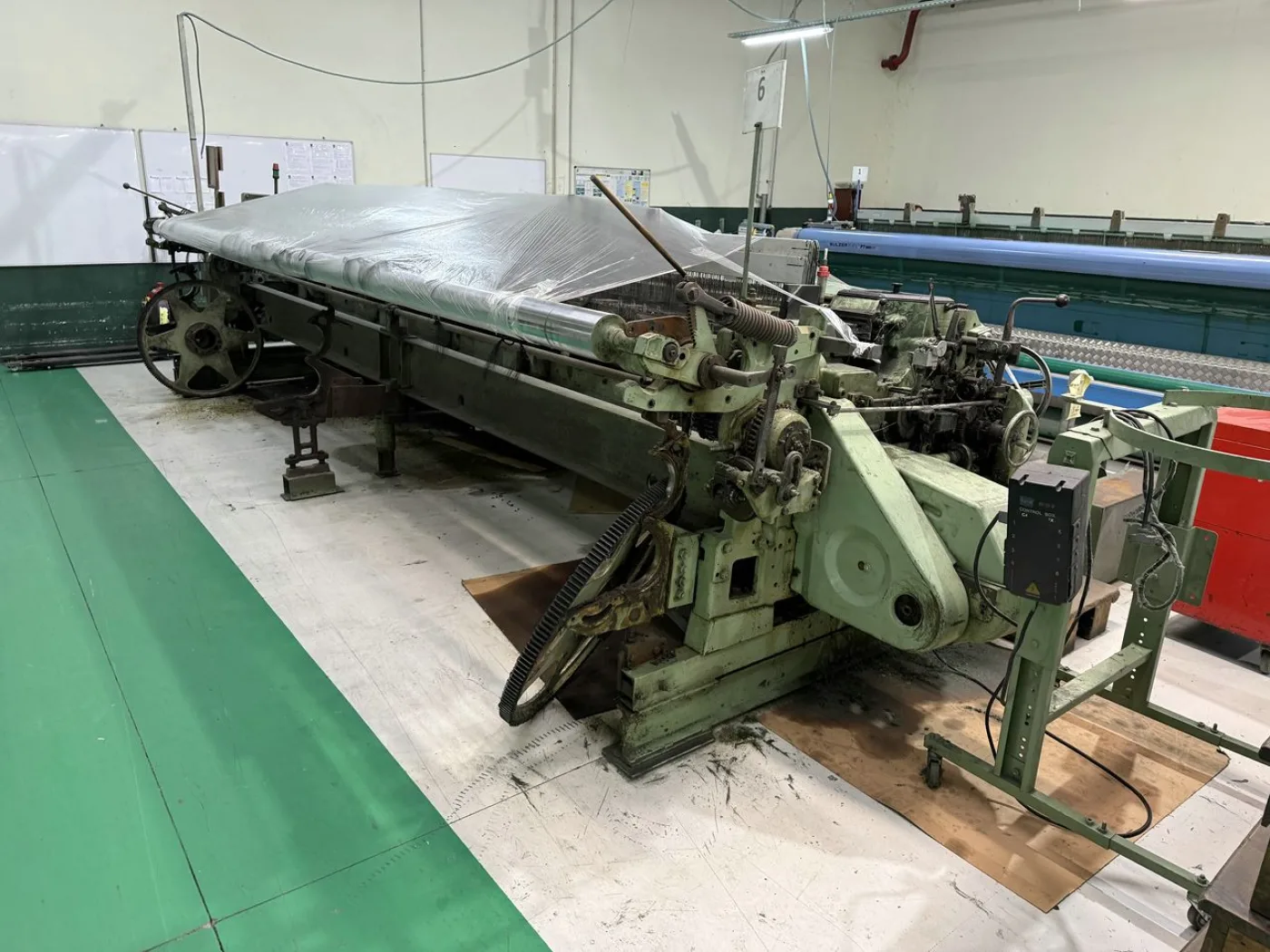 Sulzer - TW11 213 ES 105 E6/E10 D1 Projektil Webmaschinen - 4