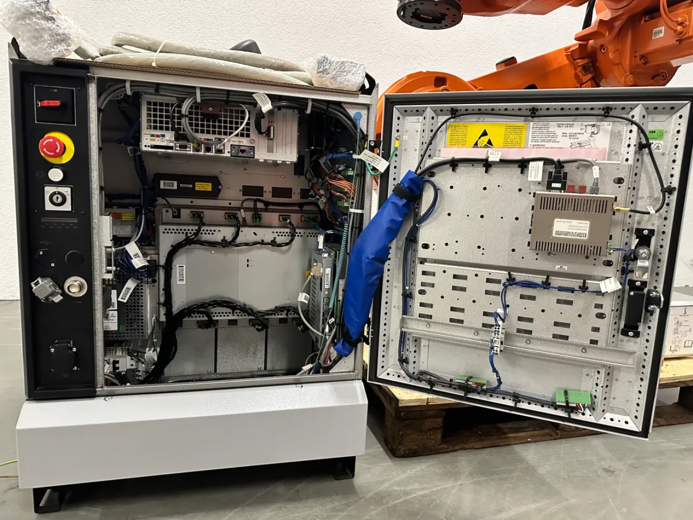 ABB IRB6620-150/2.2 M2004 IRC5 - 4