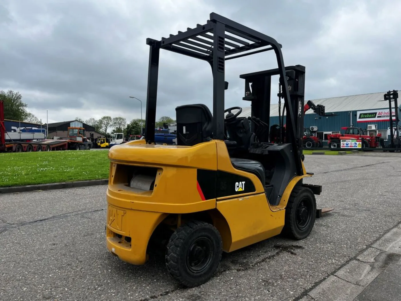 Caterpillar DP25NT - 7