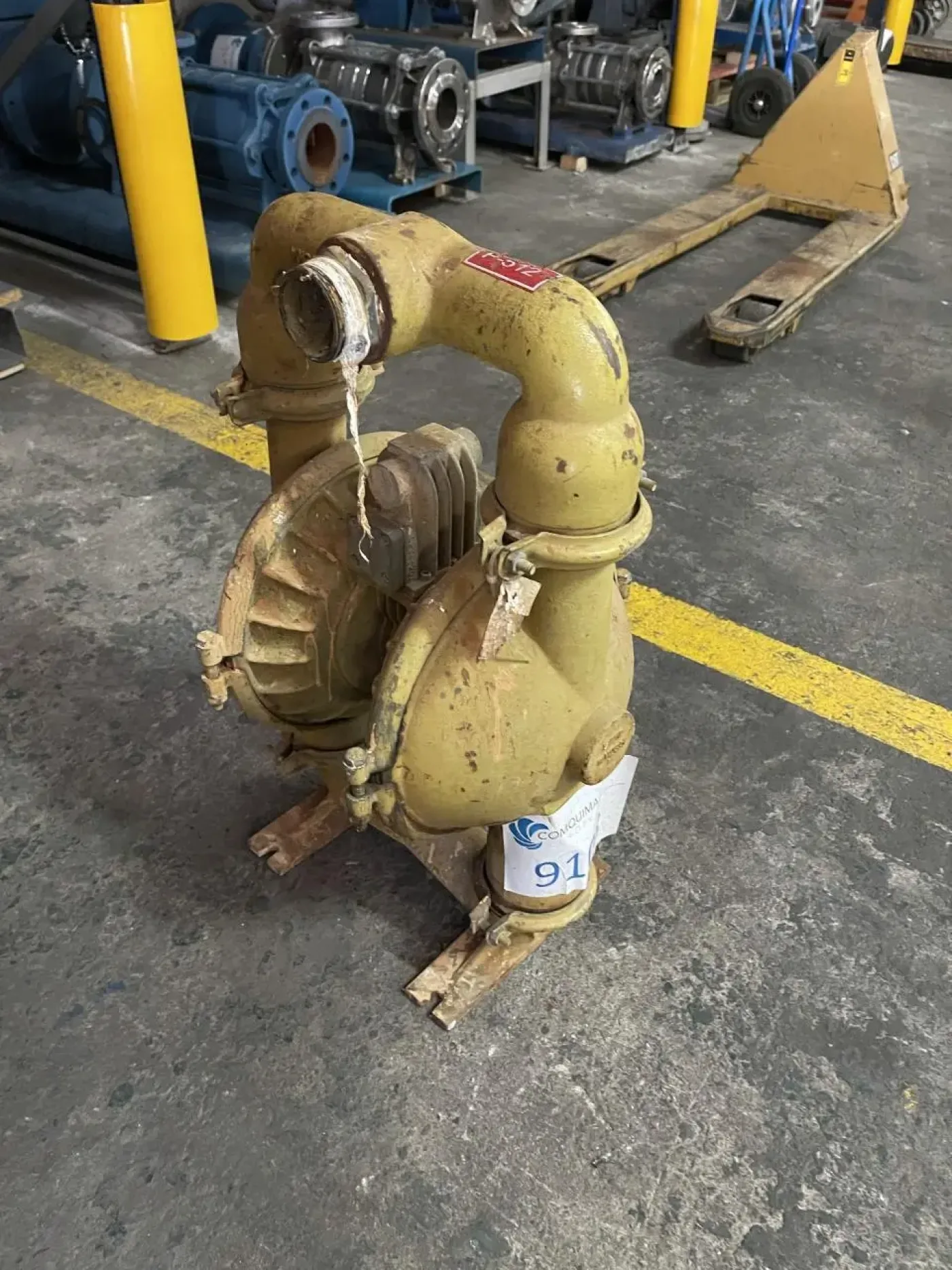 USED AODD VERSA-MATIC V2 AIR OPERATED DUAL DIAPHRAGM PUMP - 6