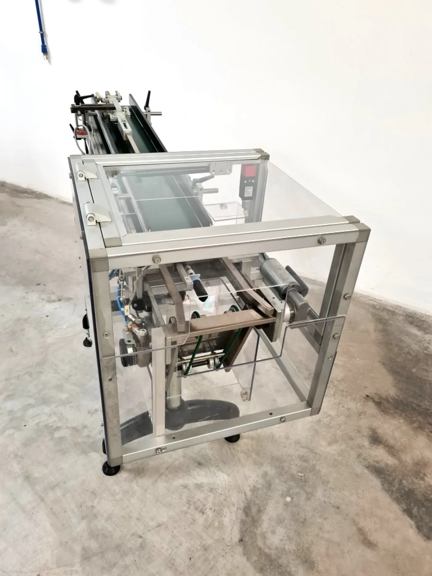 NASTRO TRASPORTATORE A TAPPETO CON ESPULSIONE – BETT - 2