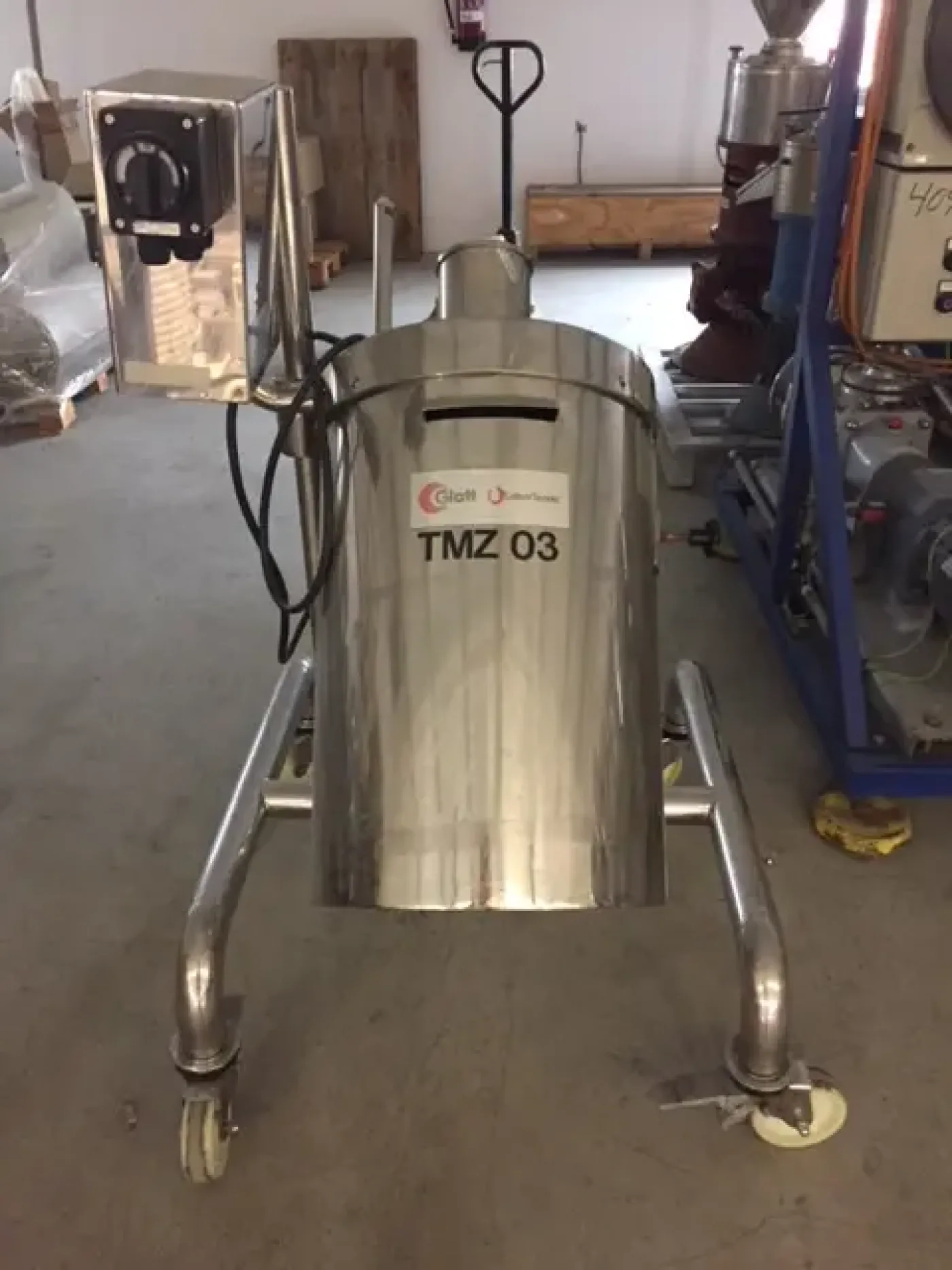 USED GLATT LABORTECNIC TR-120 SIEVER MACHINE - 3