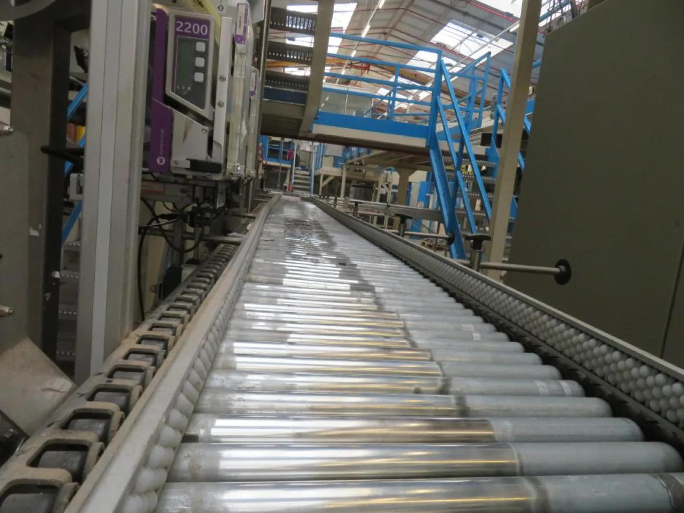 Sipac Sipac Rouleau And Plastic Chain Convoyeur- Line 4 - 5