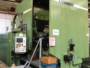 CNC Gear Hobbing Machine – LIEBHERR LC1002