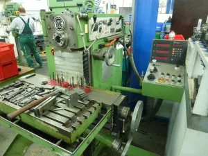 UWF 700 / 3x 801 / 802 HERMLE ( 5x ) 1988