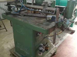 FORATRICE MULTIPLA A 24 MANDRINI