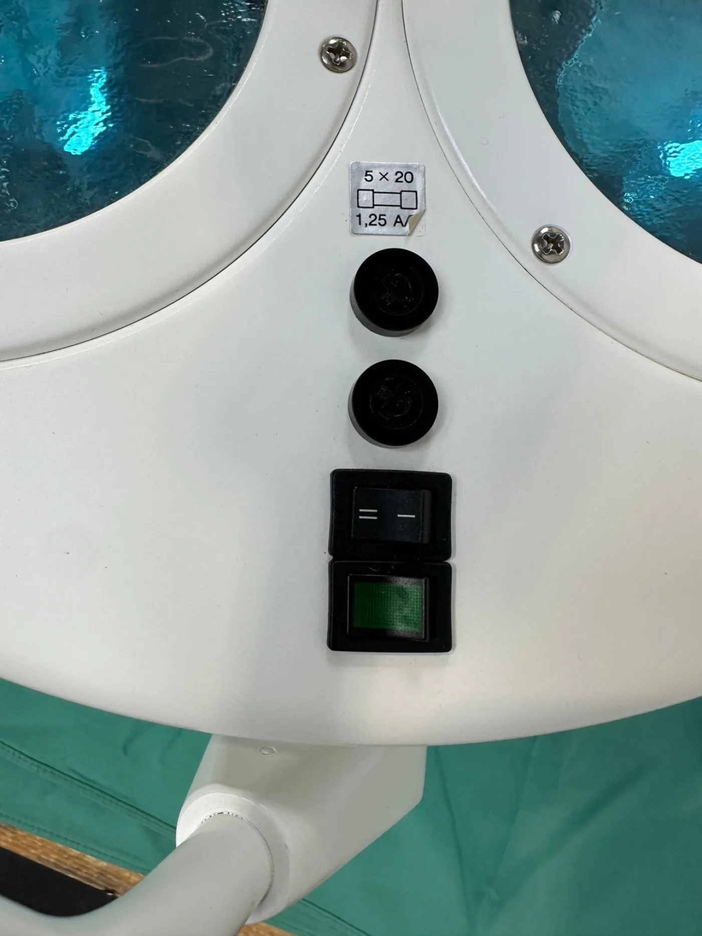 Dr. Mach Triaflex OP-Lampe Deckenmontage - 7