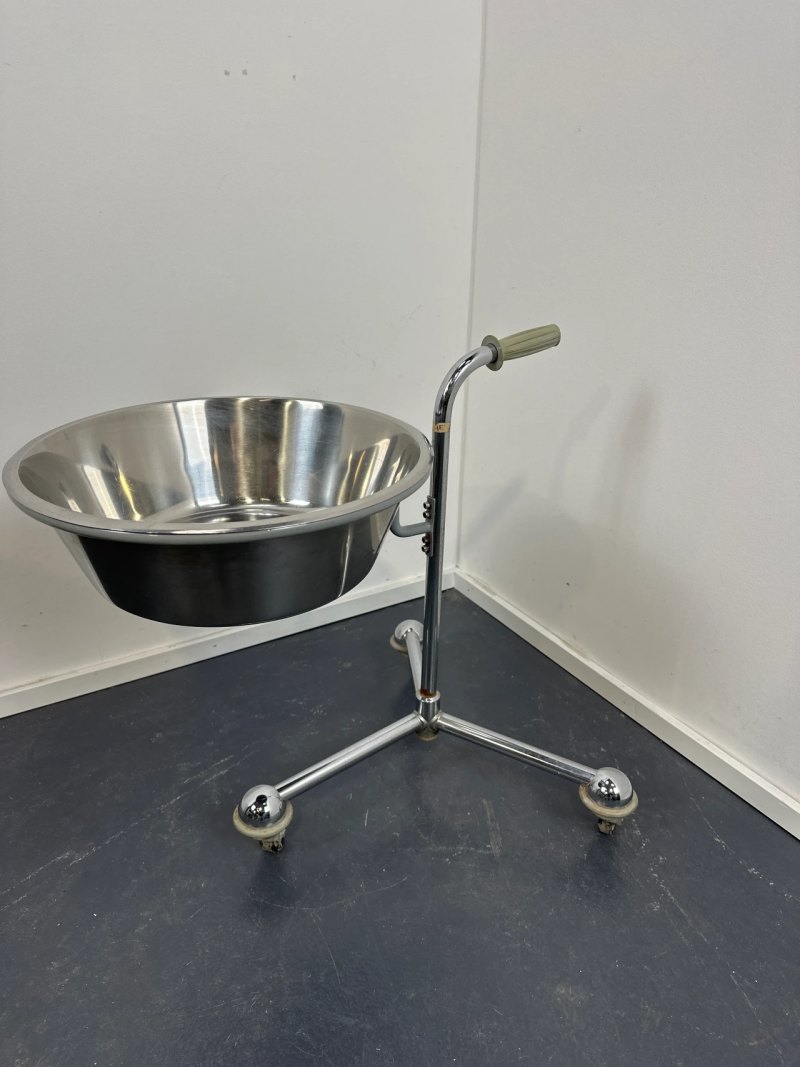 Maquet Abwurfschale Schüsselfahrwagen