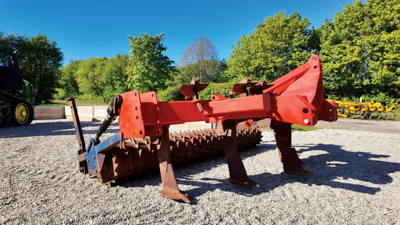 Tim Howard 3.5m 5 leg subsoiler - 1