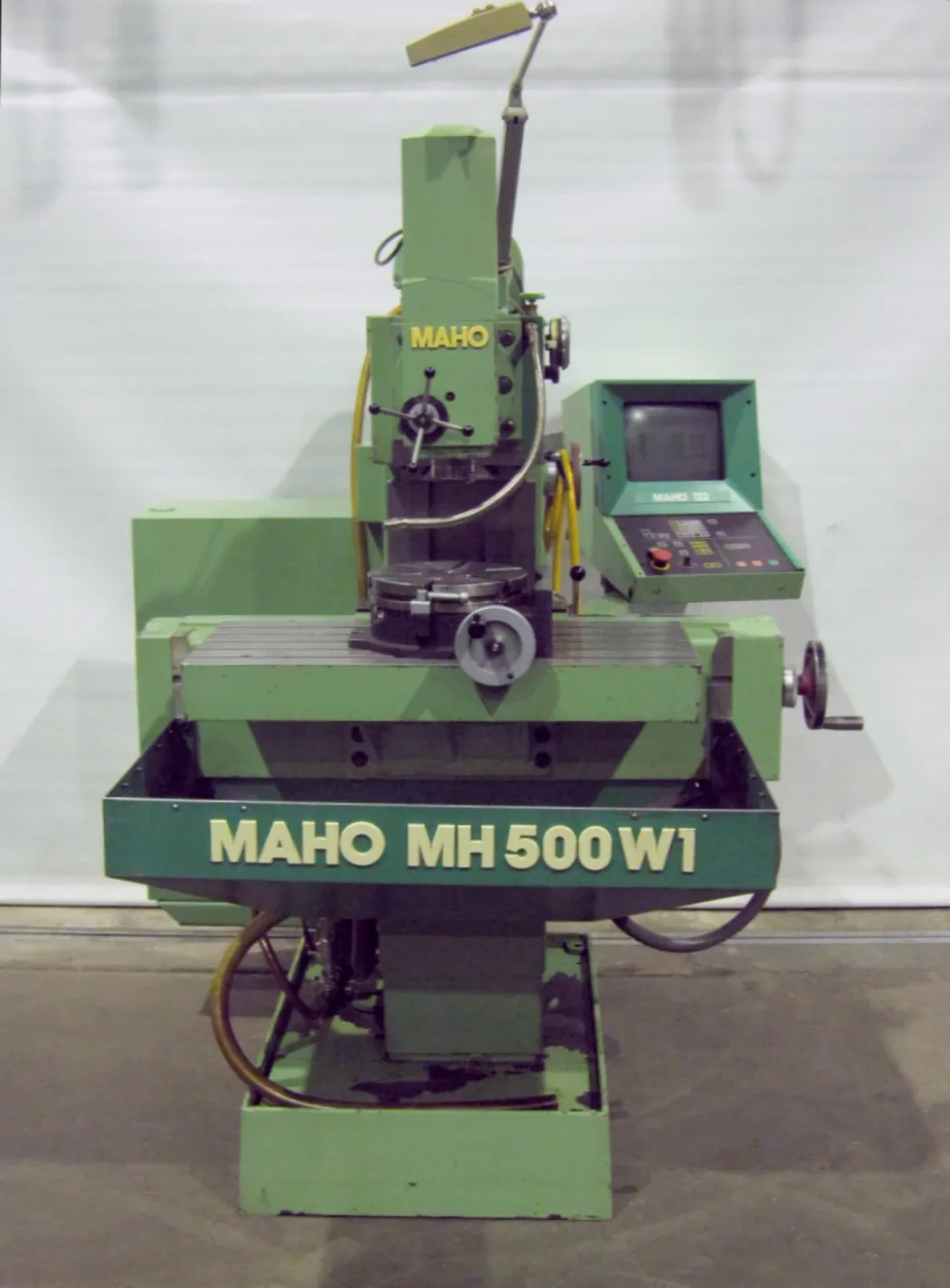 018121 - MAHO MH 500 W - 2