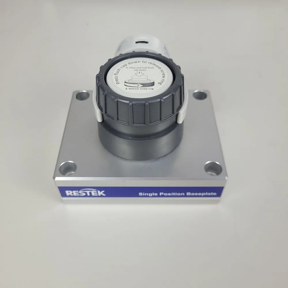 Restek SGT Baseplate Single Position plus SGT Superclean Gas Filter Kit