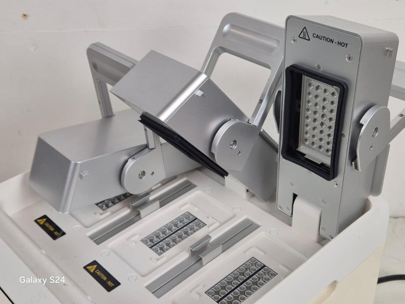 Applied Biosystems ProFlex PCR Sytem