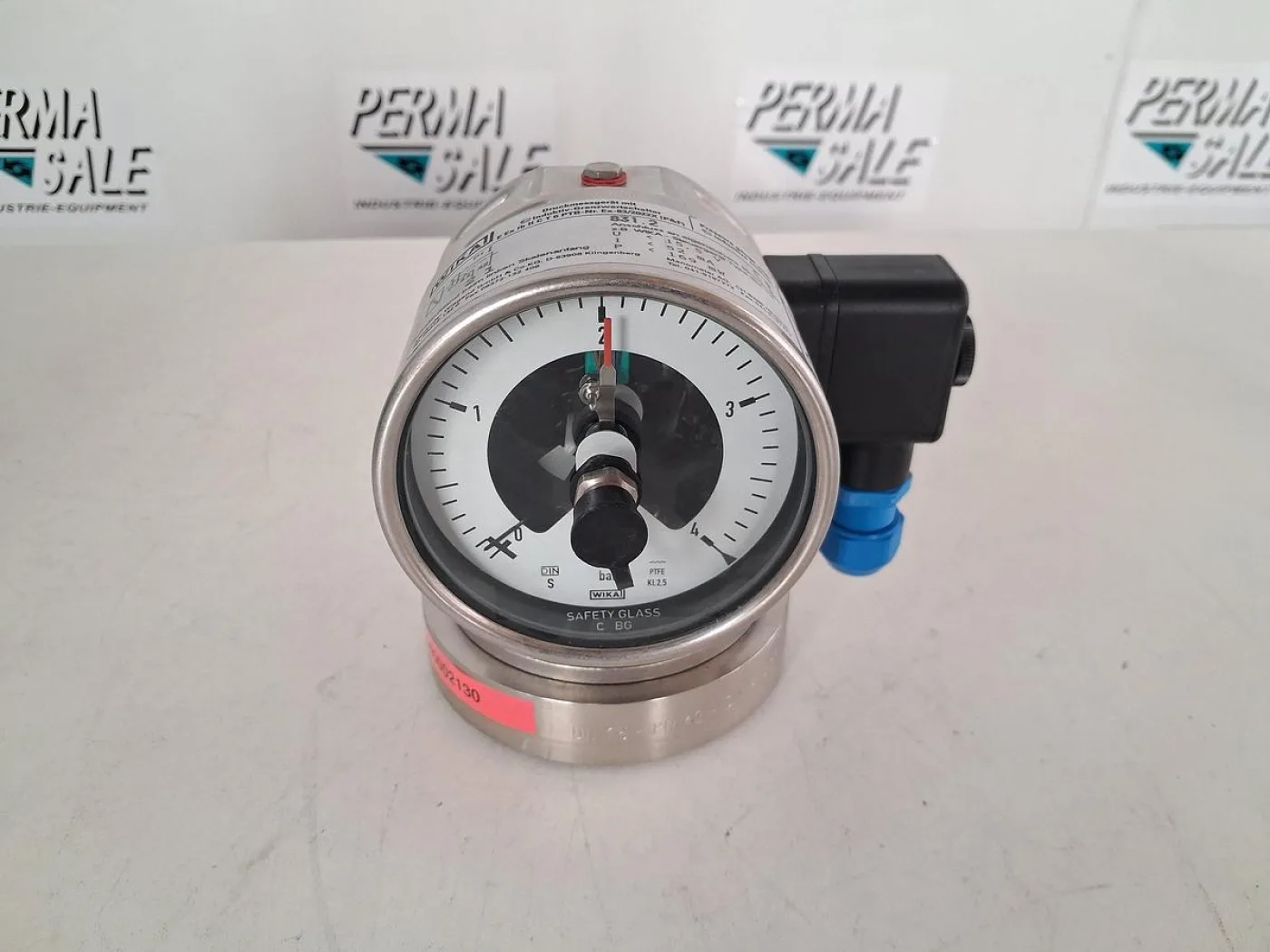 WIKA NG 100 Kontaktmanometer 0–4 bar DN 25 - 2