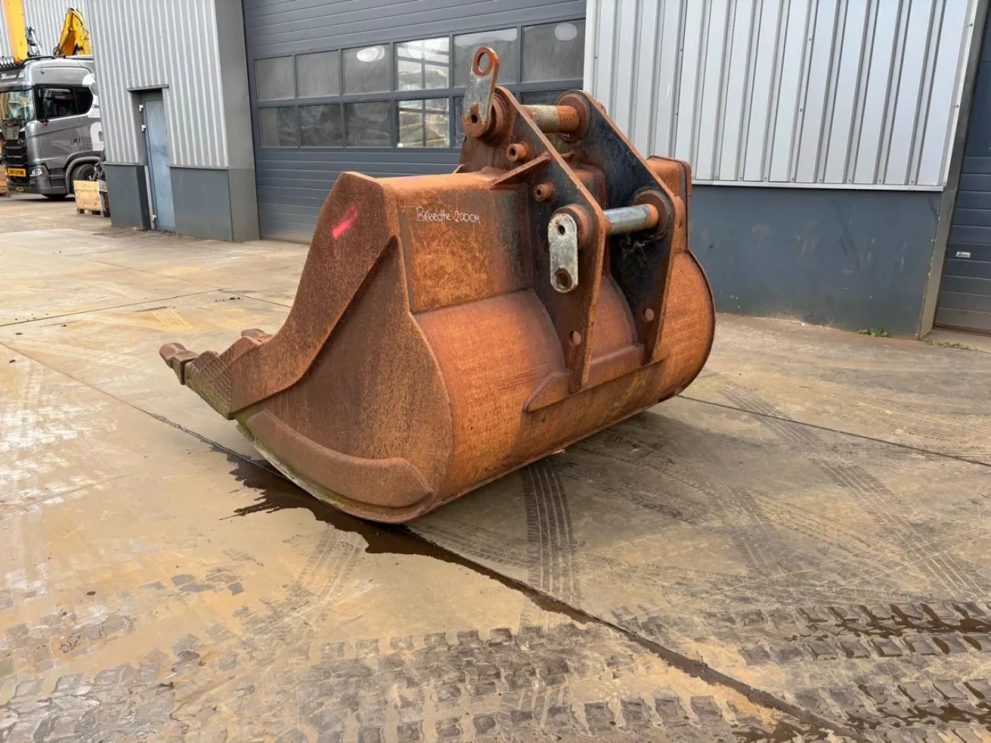 Excavator bucket Cat 365 - 3