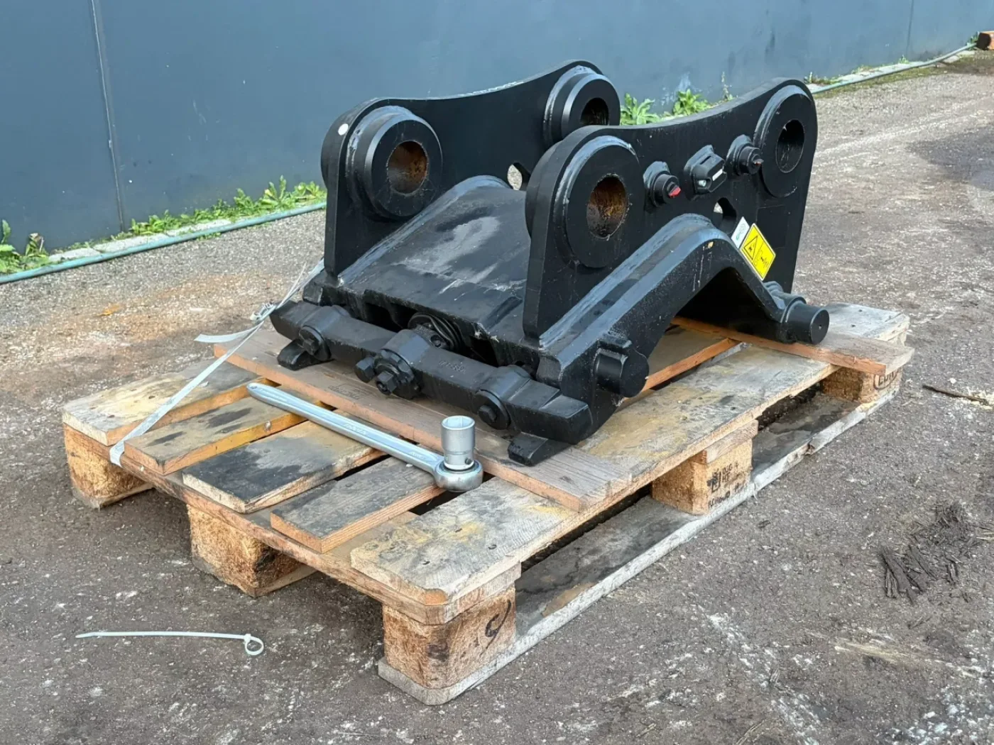 Quick Coupler Caterpillar D4N CW-40 CAT D linkage - 8