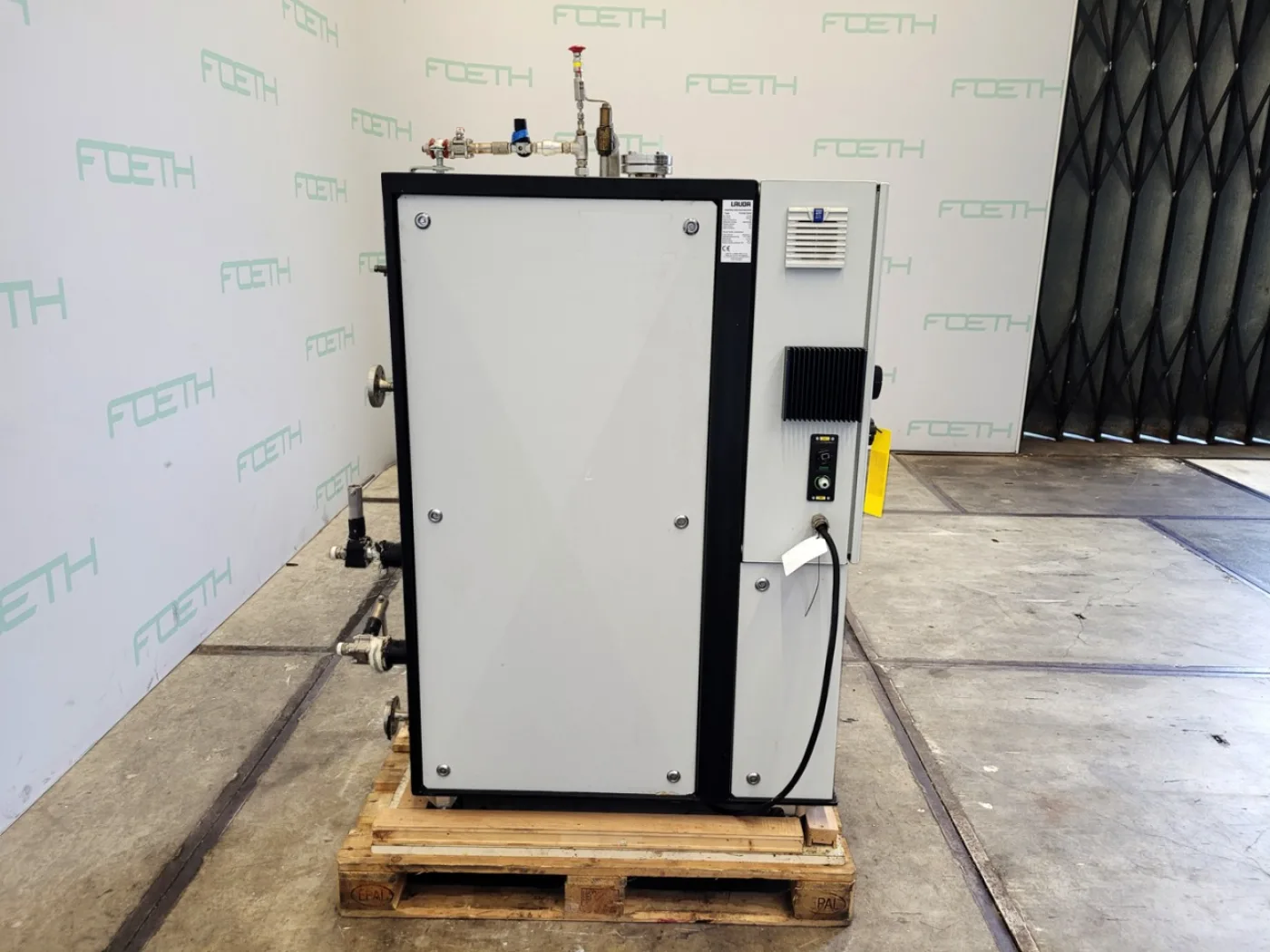 Lauda ITH 250/12 KW - Temperature control unit - 7