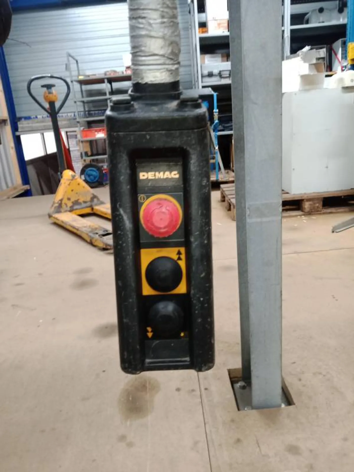 Chain hoist - 6