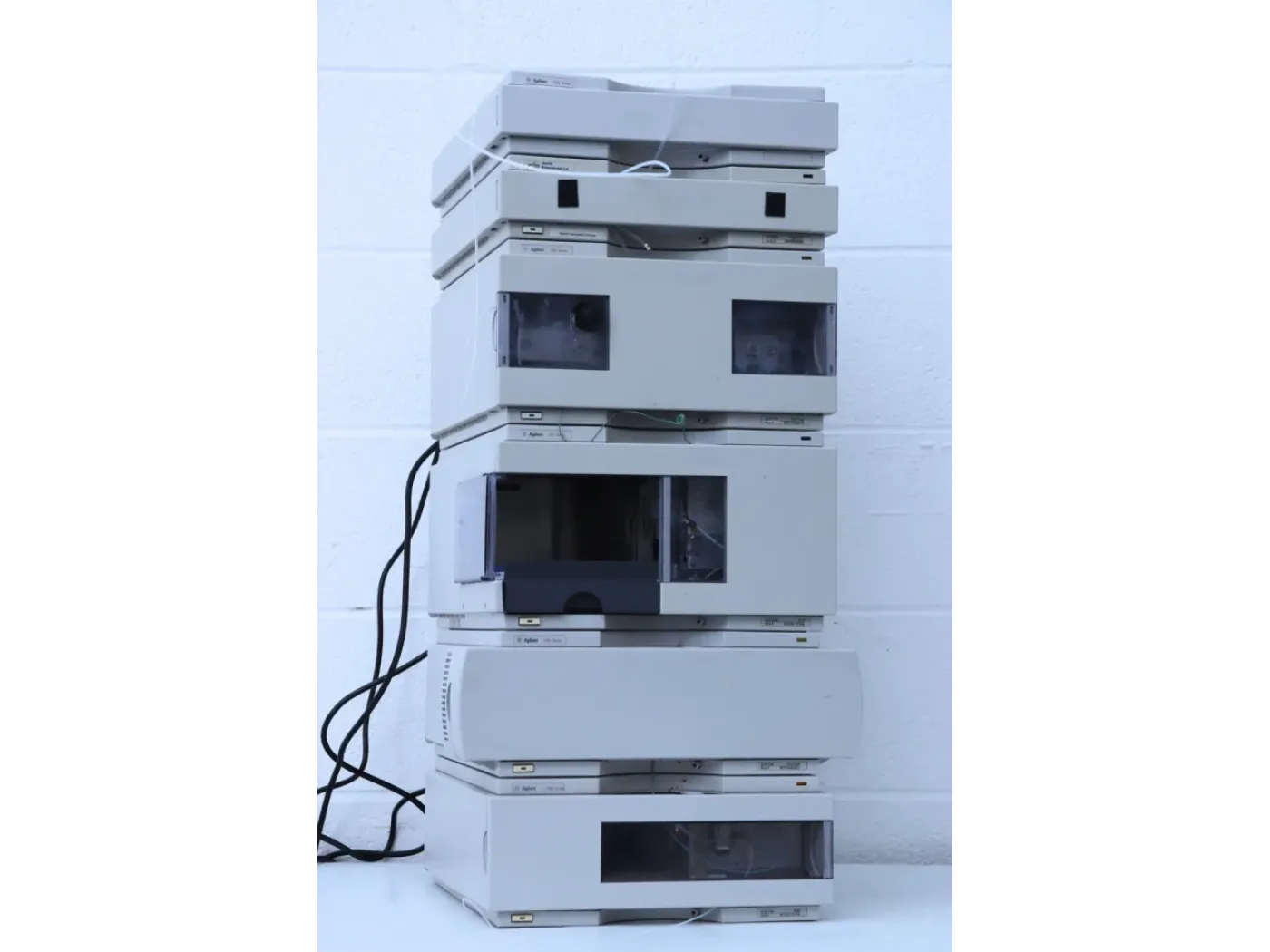 Agilent 1100 Series HPLC System - 1