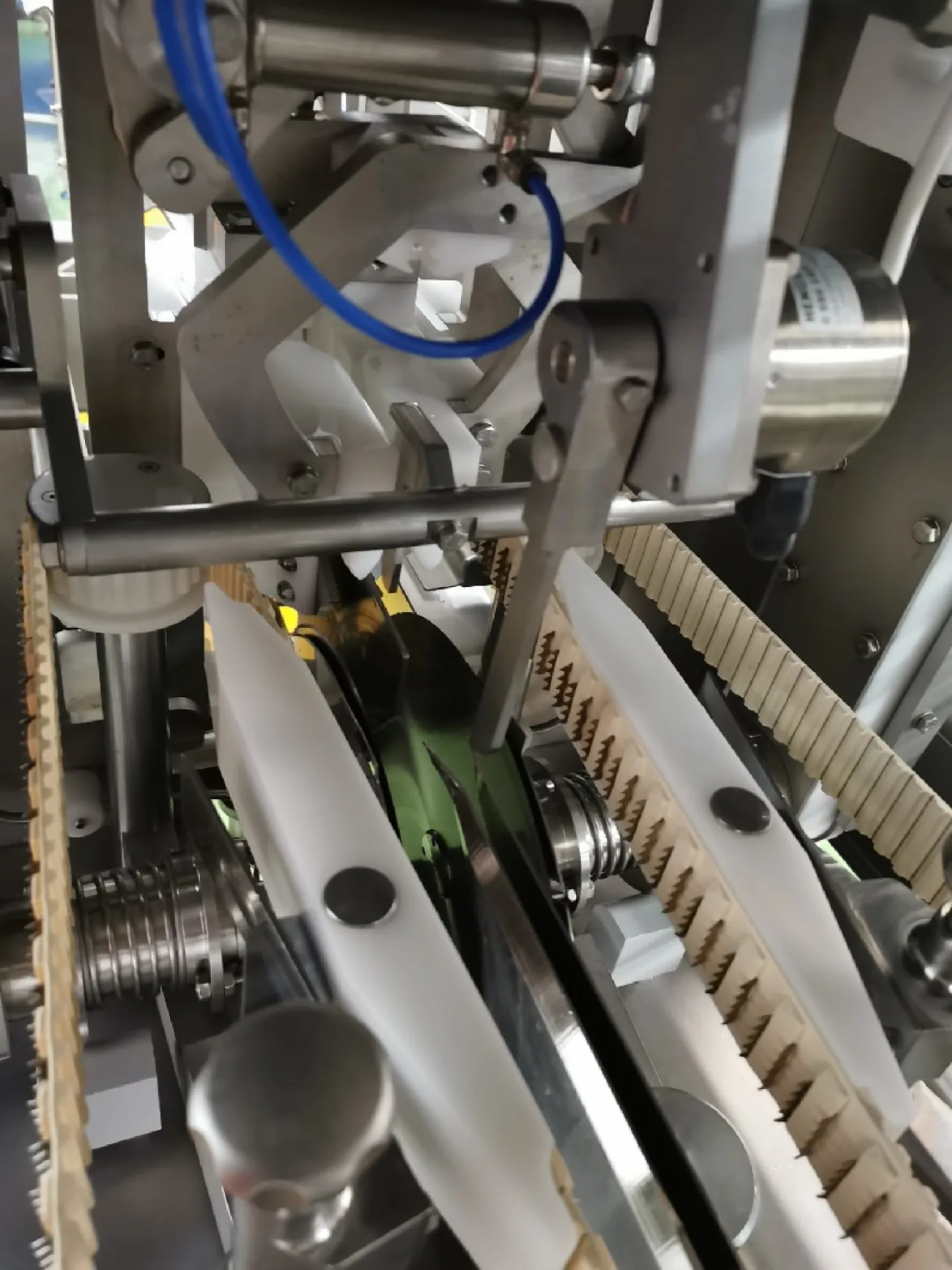 Marel 2730 Salmon Filleting Machine - 3