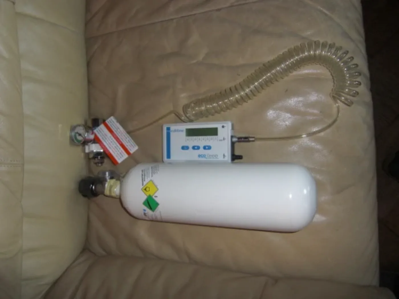Mediline ECO 3000 Sauerstofftherapiesystem (Mobil) - 1