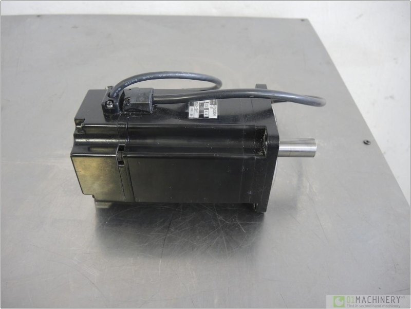 2001 OMRON R88M-W75030H-S1 AI1565