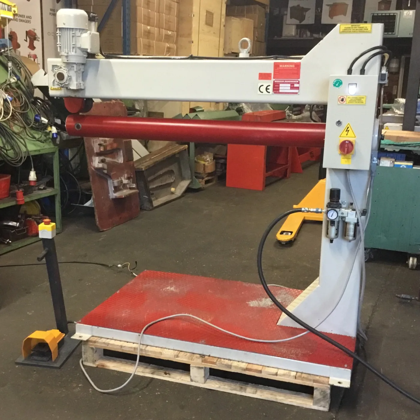 MORGAN RUSHWORTH Pneumatic Seam Closer 1320mm - WNS - W. Neal Services Ltd - 1