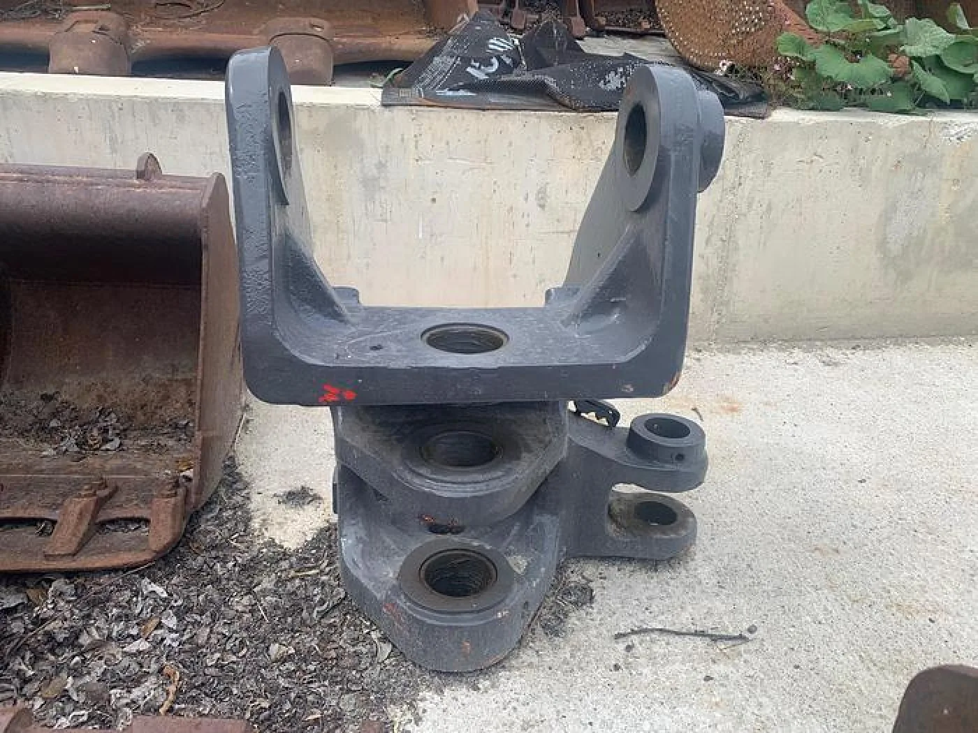 Volvo Stütze / Knickgelenk / Anbaubock passend zu Volvo ECR88 - 3