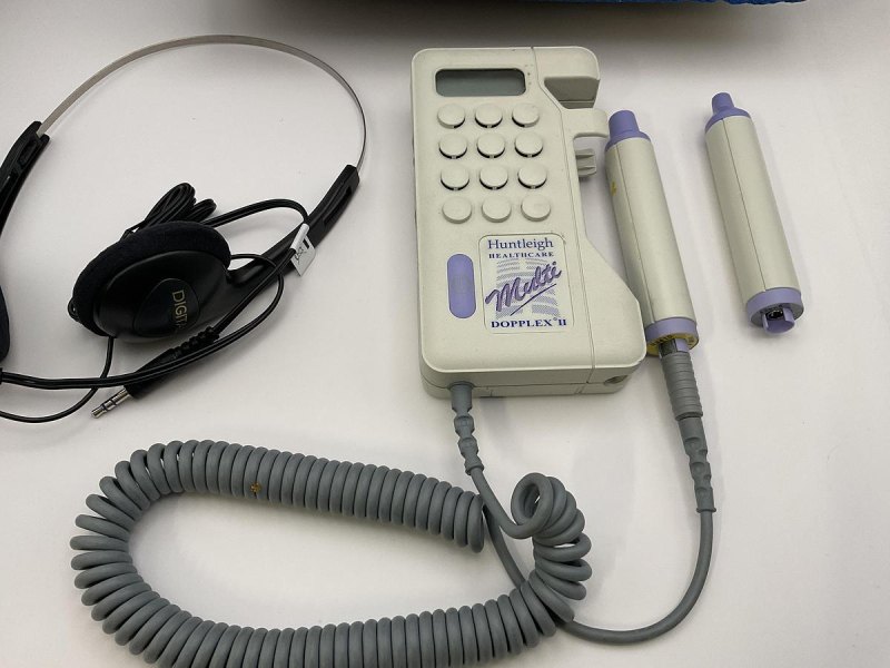 Huntleigh Dopplex MD2 with 2 probes