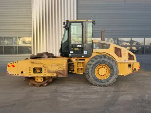 Caterpillar CP76 (19t)