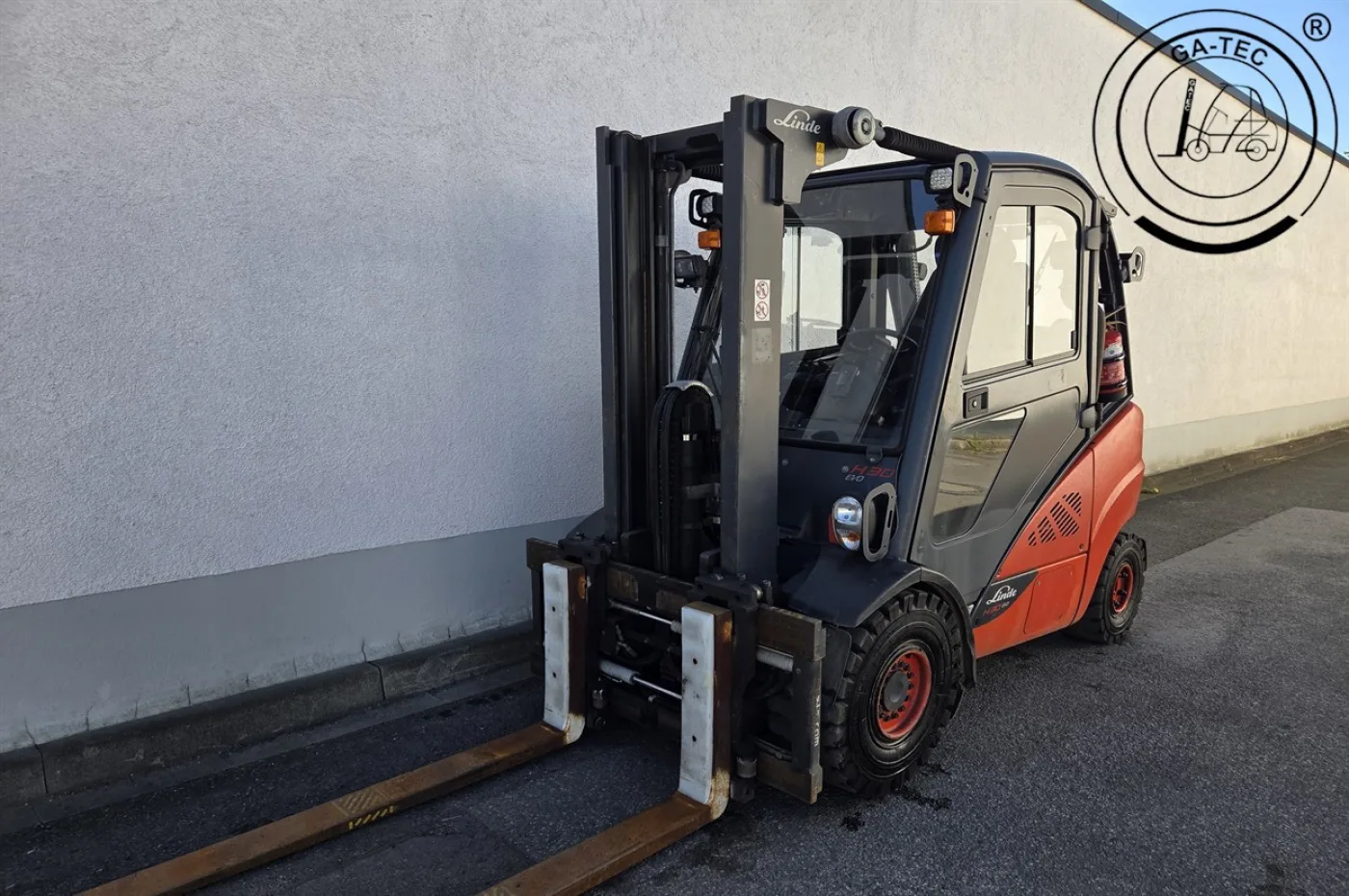 Linde H30T-02 - 1