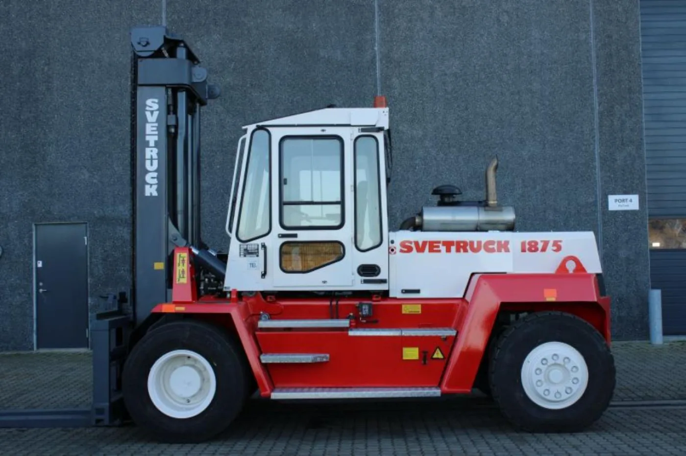 SveTruck 1875-33 - 1